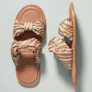 SANDALS 7 VICENZA TAN PUFFY ANIMAL PRINT FLATS PATENT LEATHER SLIP ON NWOT